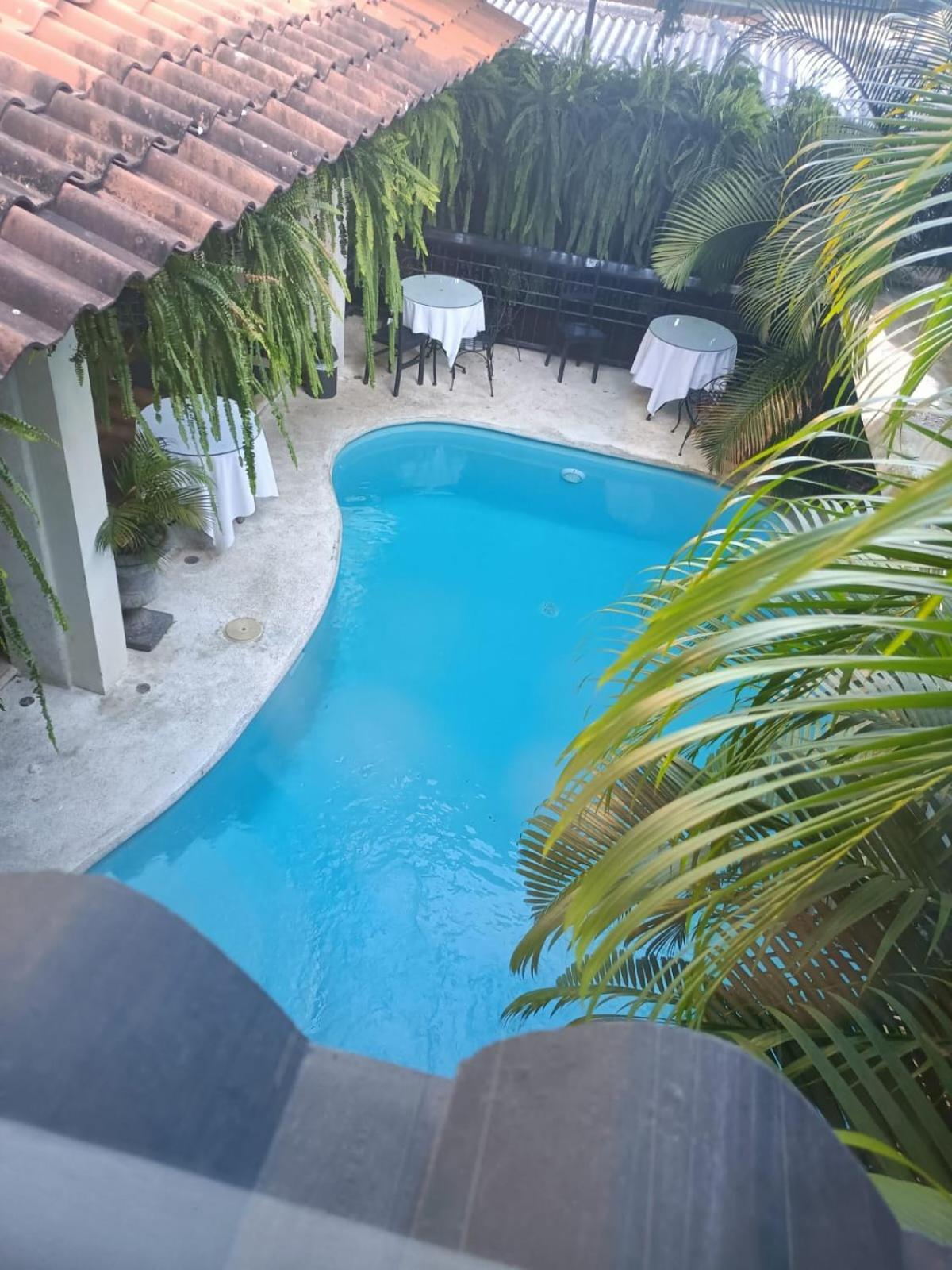 Hotel Villa Antigua San Salvador Bagian luar foto