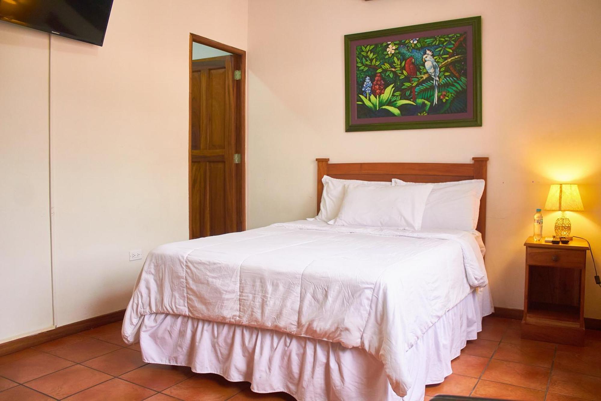 Hotel Villa Antigua San Salvador Bagian luar foto